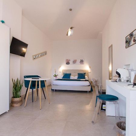 B&B Jolie Suite Villasimius Exterior foto